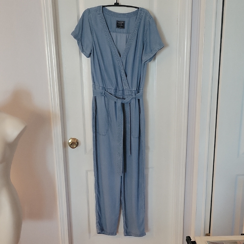 Abercrombie & Fitch Soft Chambray Blue Faux Wrap Jumpsuit Size Small